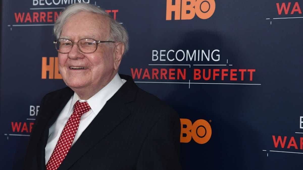 Warren Buffett says will retire from Berkshire Hathaway by year's end