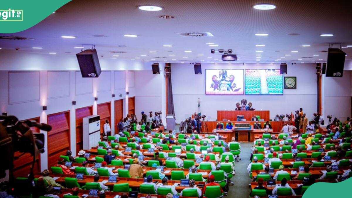 Tinubu Ya Lalata Shirin Atiku: Ƴan Majalisar Wakilai 6 Sun Fice daga PDP zuwa APC