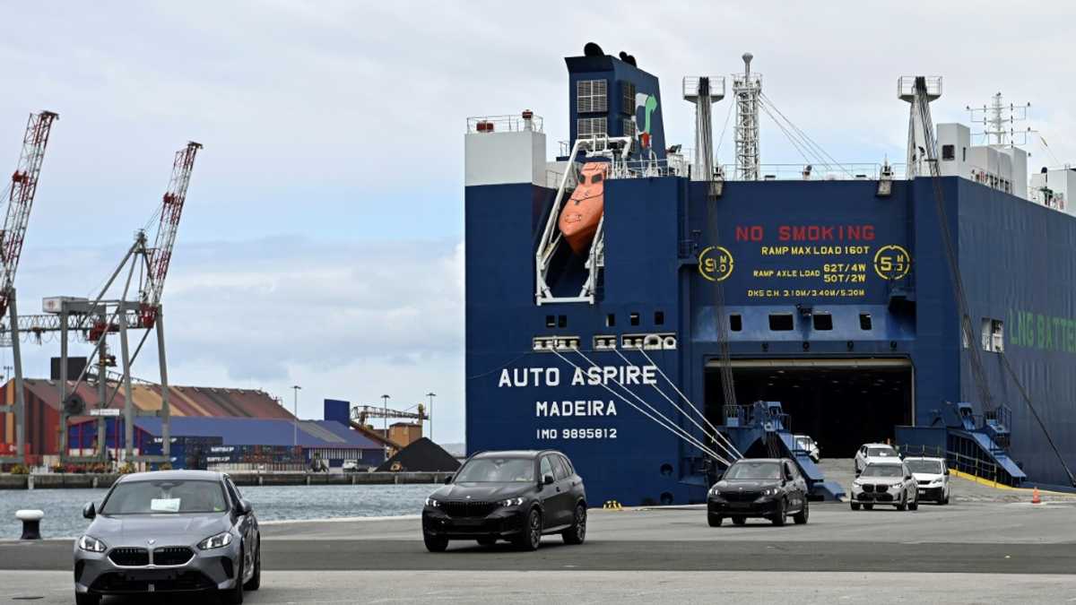 BMW upbeat on riding out US tariff chaos