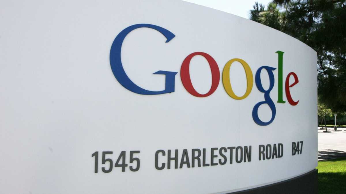 Alphabet's share price plunges on traffic drop testimony