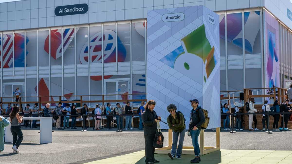 Ads pressured to evolve as AI changes Google search