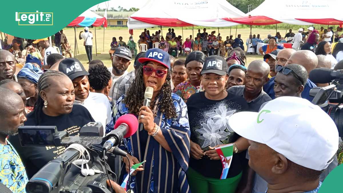2027 Election: Tension Rises in PDP As Former Deputy Governorship Candidate, Others Defect to APC