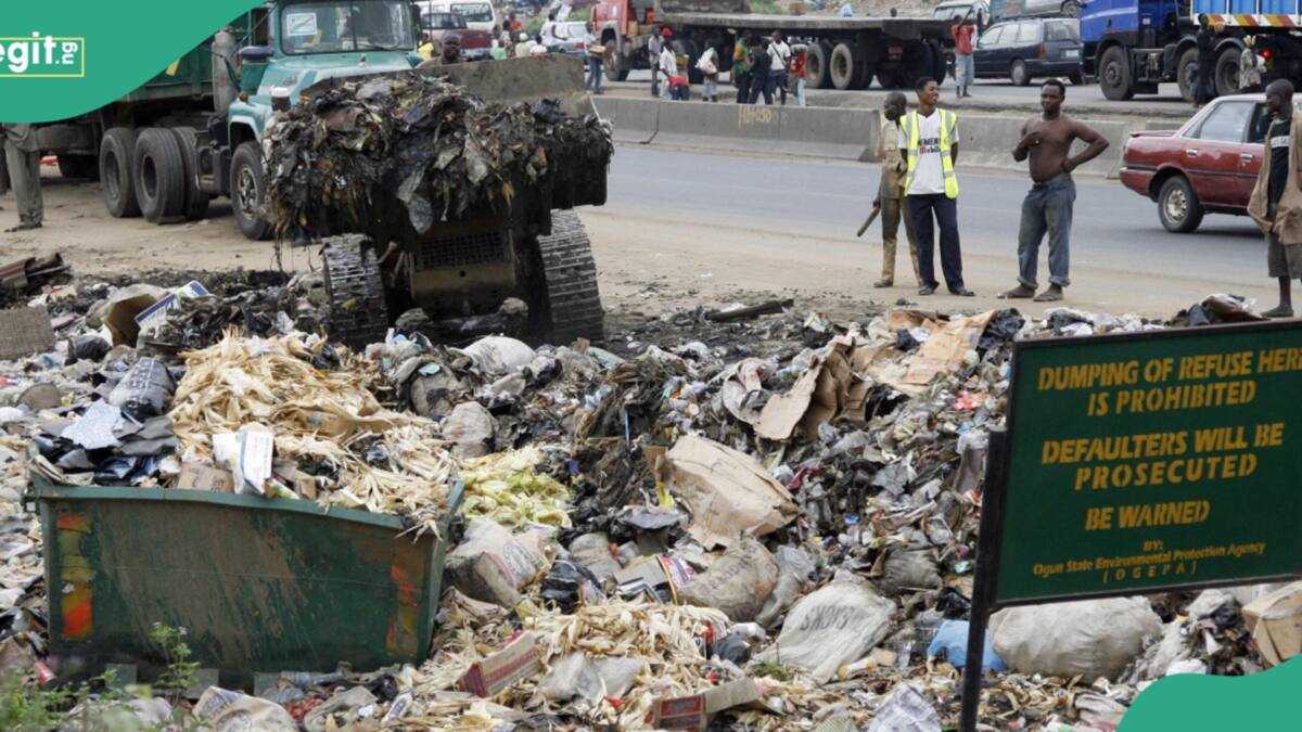 After Viral Video, Lagos Called on Public to Identify Individual Dumping Refuse Illegally