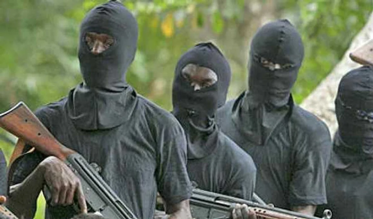 BREAKING: Kidnappers kill abducted APC chairman after collecting ransom