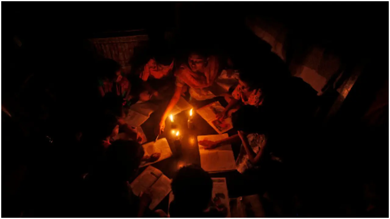 Birnin Kebbi thrown into total darkness as transmission towers collapse 
