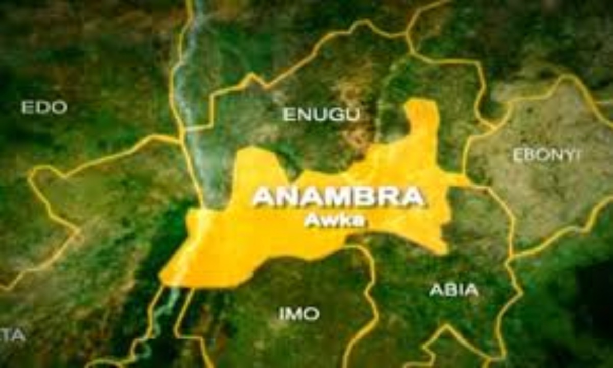 Catholic priest slumps, dies while playing tennis in Anambra