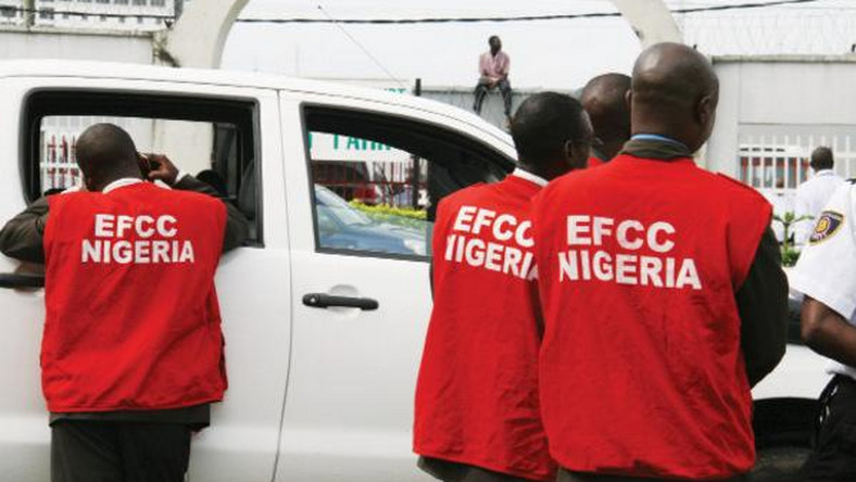 EFCC traces laundered $300,000 to yahoo boy
