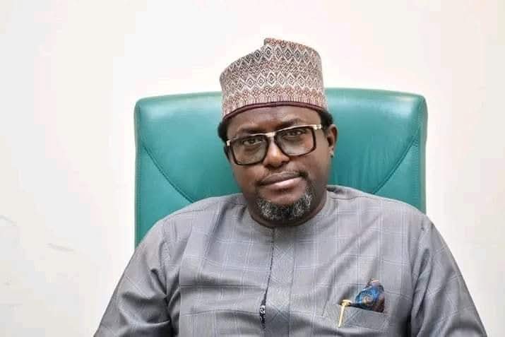 Ex-Federal Lawmaker, Asuquo Dumps Labour Party For APC