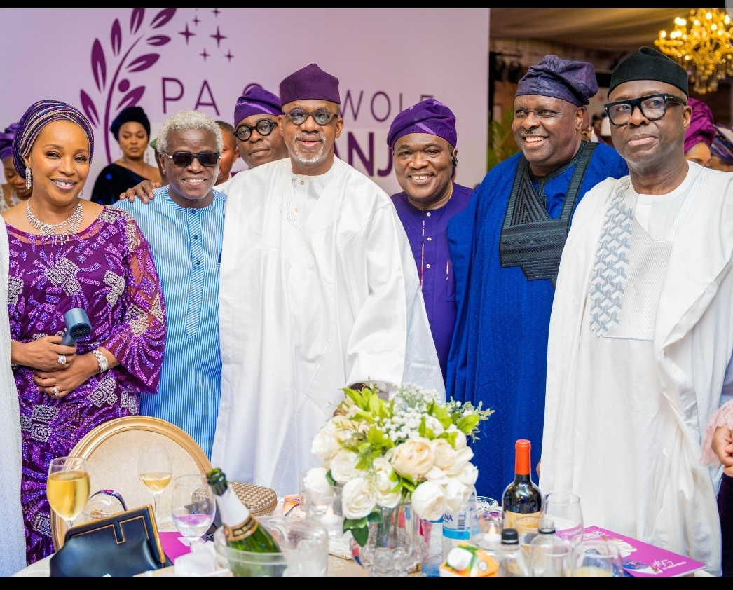 Gov Abiodun, Ibori, Family, Friends, Others Honour Segun Senbanjo At Father’s Burial