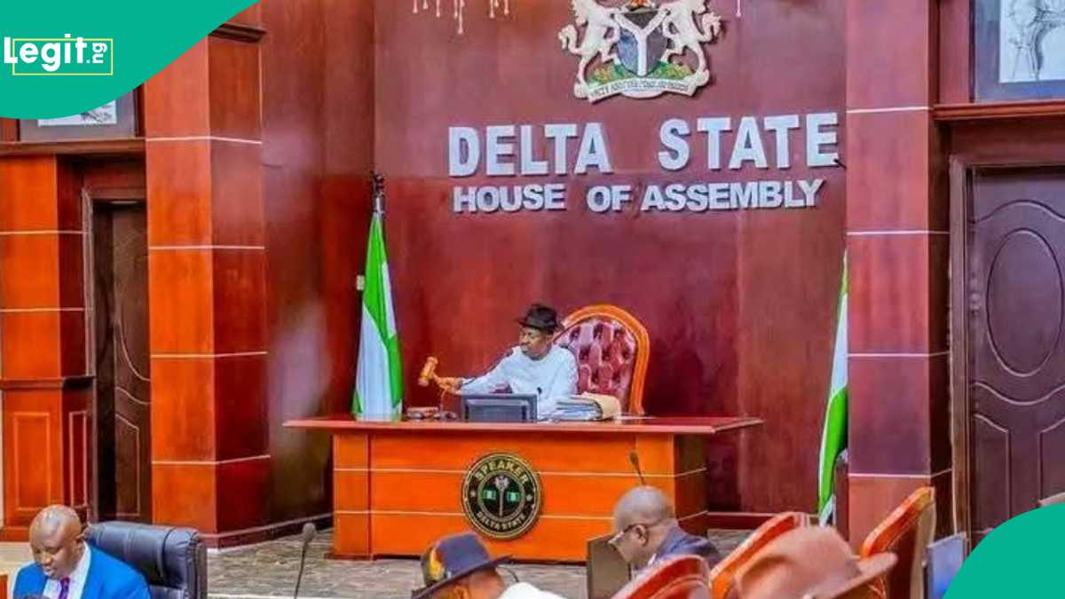 "Guguwar Tinubu": Kakakin Majalisar Dokoki da Ƴan Majalisa 21 Sun Fice daga PDP zuwa APC
