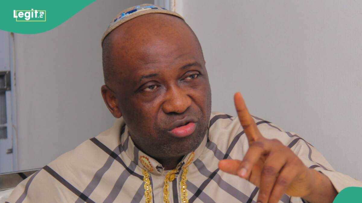 'Gwamnan Adamawa Zai Fice daga PDP,' Malamin Addini Ya Hango Matsaloli a Jihohi 6