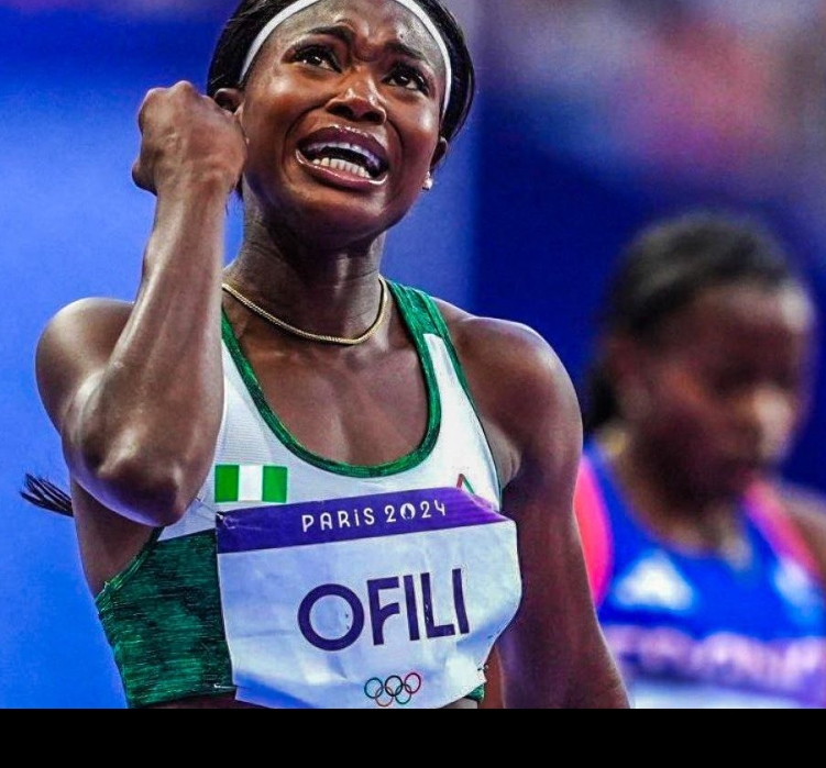 HISTORIC ! Nigeria’s Favour Ofili breaks 150-metre world record