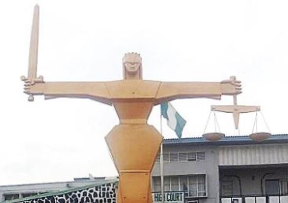 Jealous girlfriend stabs boyfriend for cheating on her