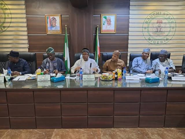 Ko Kwamitin Saraki Zai Iya Ceto PDP Daga Rikicin Cikin Gida?