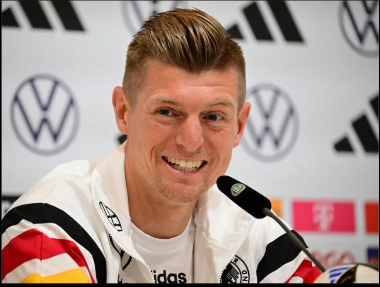 LaLiga: Toni Kroos hails Barcelona midfielder as the best in his position