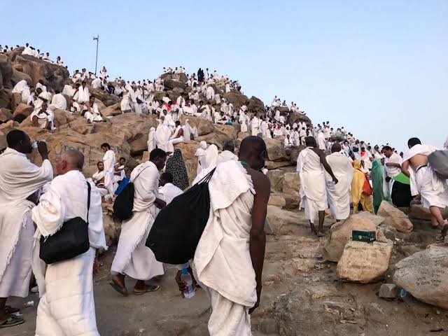 Rabe-Raben Aikin Hajji Da Abubuwan Da Aka Halasta Ga Mahajjaci