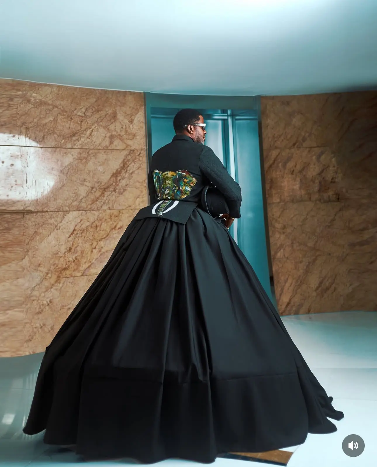 Reactions trail Desmond Elliott’s outfit at 2025 AMVCA awards