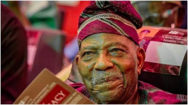 Tinubu Celebrates Afenifere Leader, Fasoranti On 99th Birthday