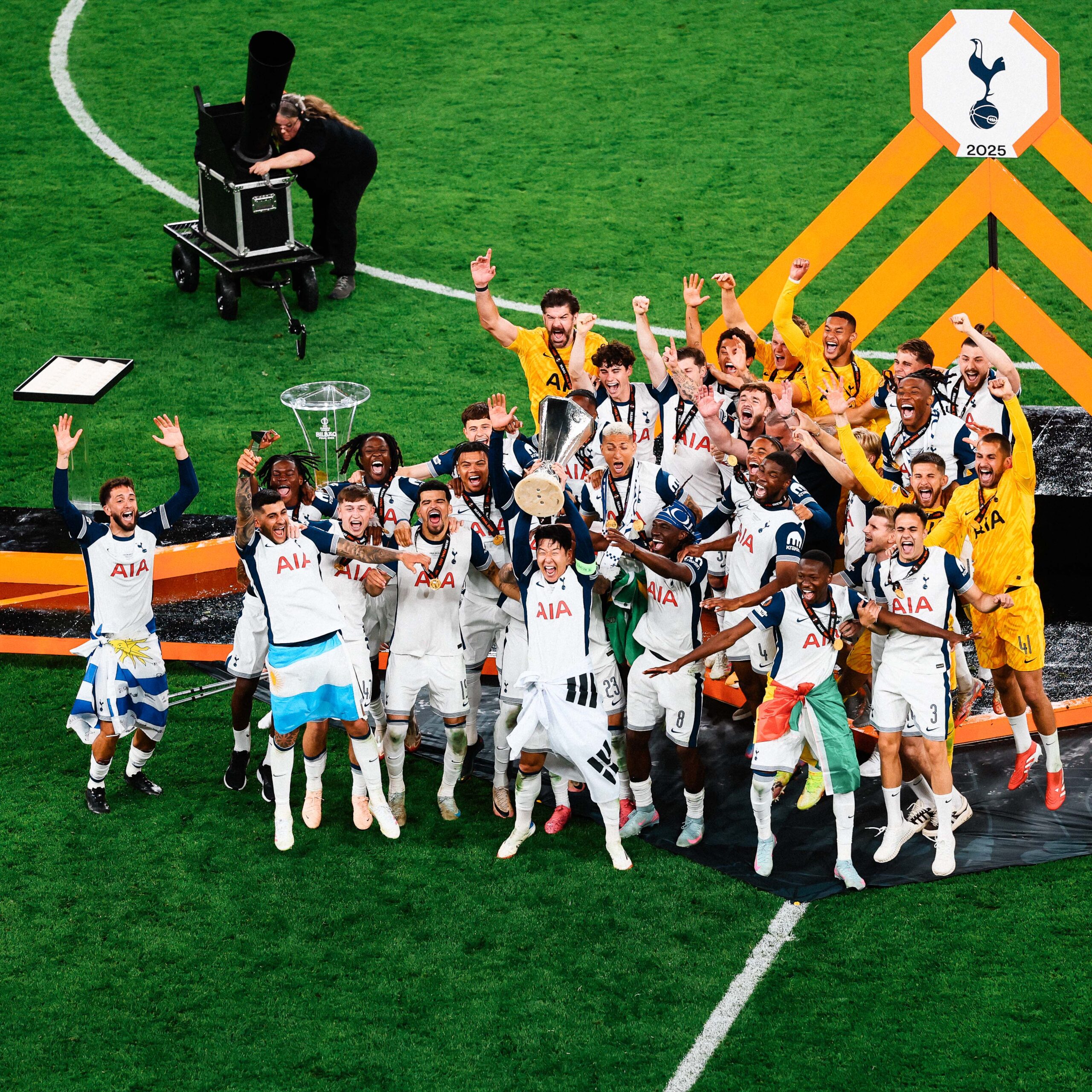 Tottenham Hotspur Beat Manchester United To Win Europa League 2025 [Video]- Newsone