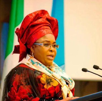 Uwargidan Jonathan Ta Bayyana Goyon Bayanta Ga Remi Tinubu