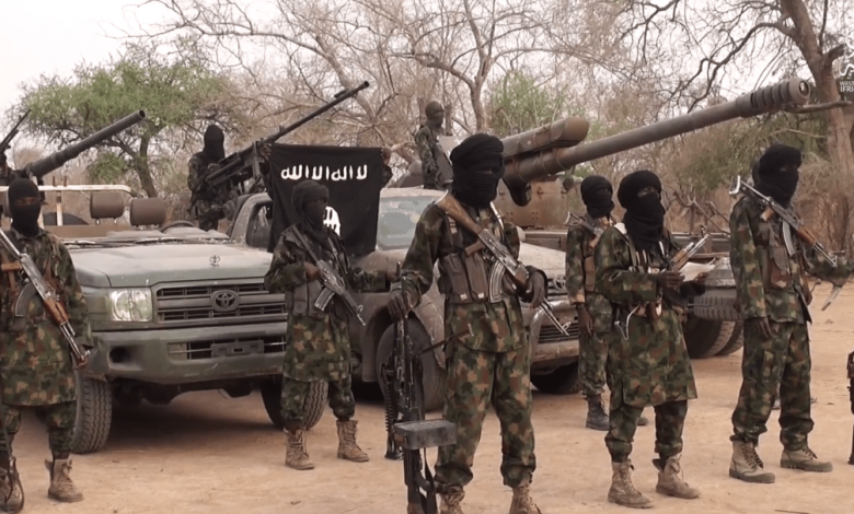 Video: Nigerian soldiers cry like babies over bodies of their colleagues after deadly Boko haram attack on Military base