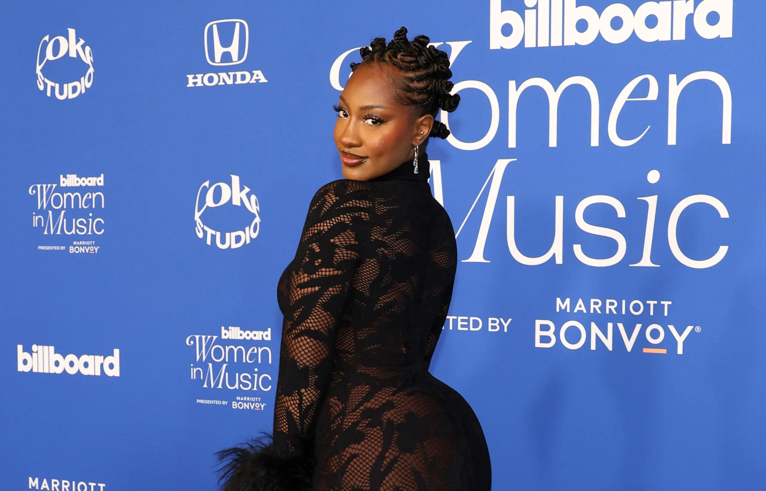 ‘I love being curvy’ – Tems